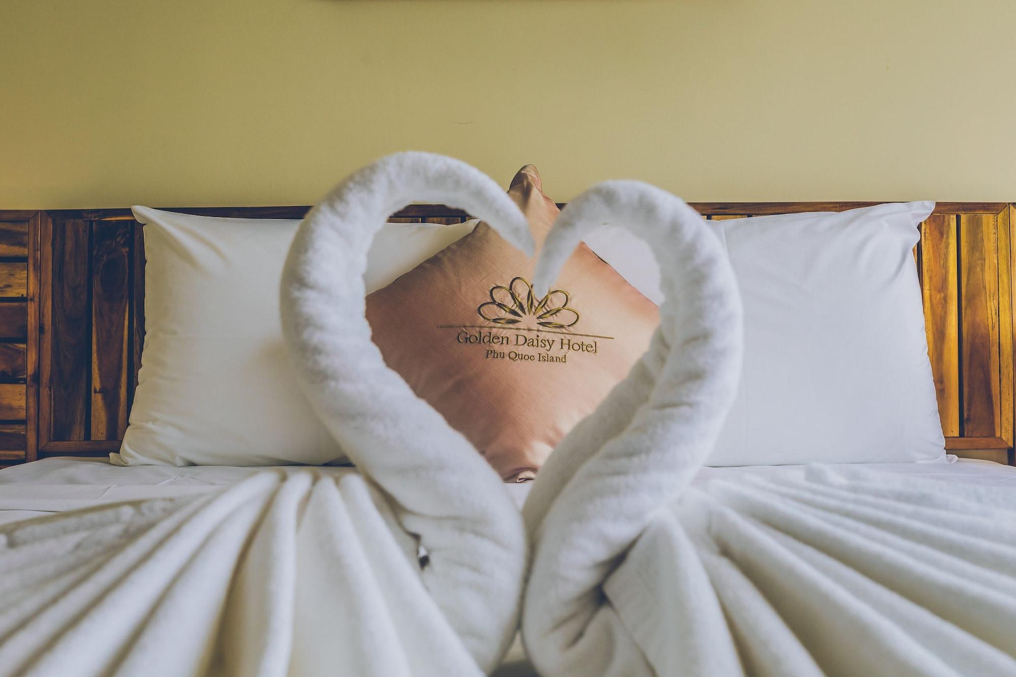 Golden Daisy Hotel Phu Quoc Buitenkant foto