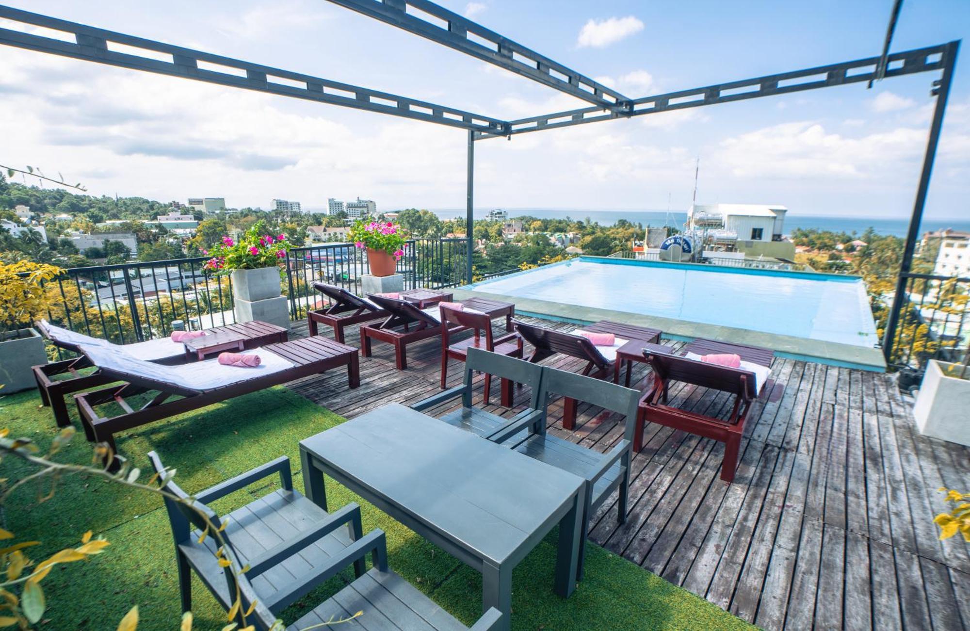 Golden Daisy Hotel Phu Quoc Buitenkant foto